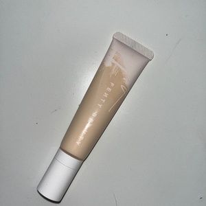 Fenty Pro Filtr hydrating foundation shade 100